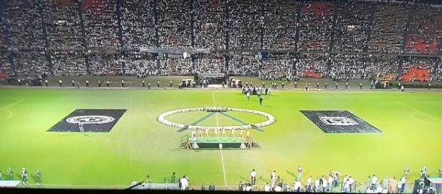 Atlético Nacional lotou estádio para homenagear Chapecoense Atlético Nacional lotou estádio para homenagear Chapecoense