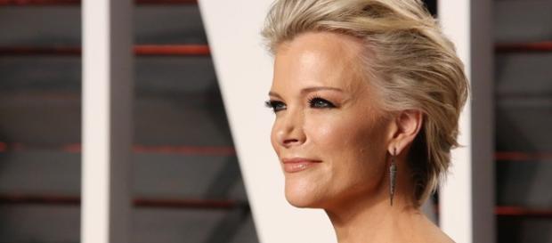 Megyn Kelly courted by CNN, will she jump ship? Photo: Blasting News Library - variety.com Megyn Kelly courted by CNN, will she jump ship? Photo: Blasting News Library - variety.com