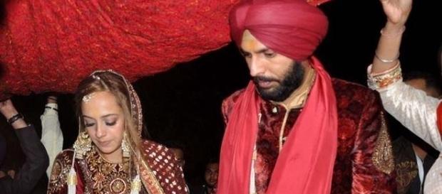 Yuvraj Singh - Hazel Keech wedding reception photos (Toutube screengrab) Yuvraj Singh - Hazel Keech wedding reception photos (Toutube screengrab)