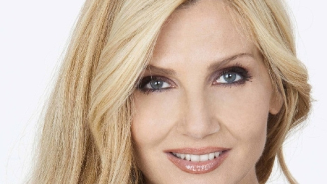 Lorella Cuccarini insultata per aver difeso i diritti dei bambini - xn--cristianit-q4a.it