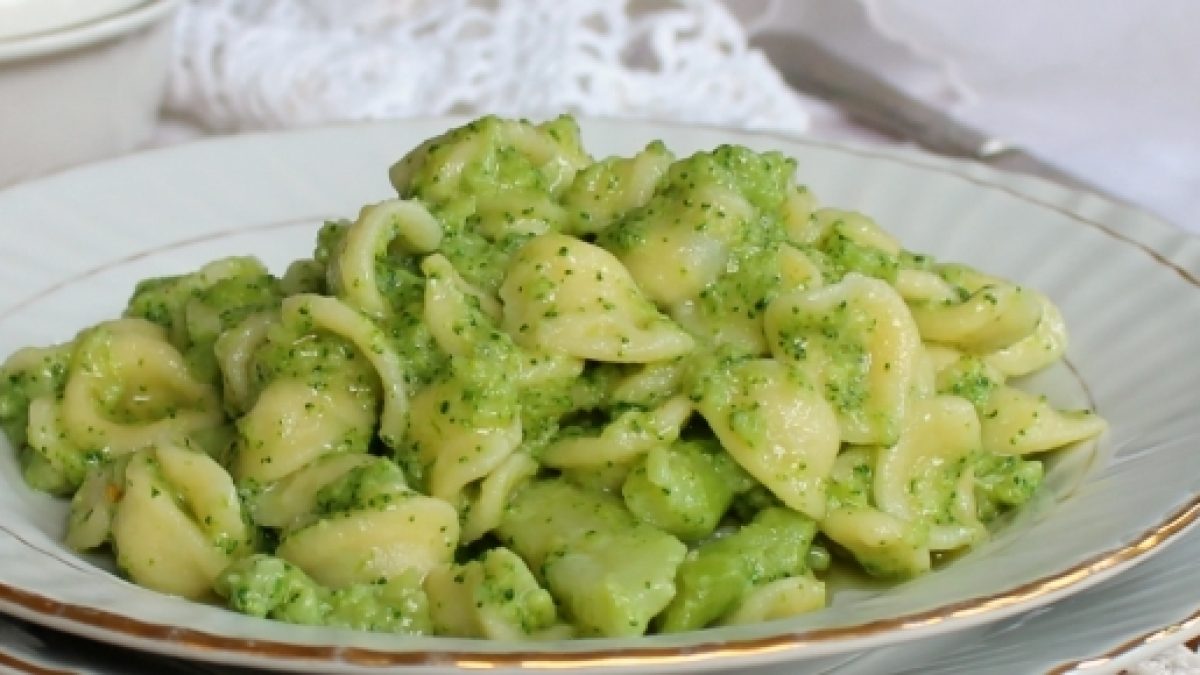 Orecchiette ai broccoli: la ricetta pugliese
