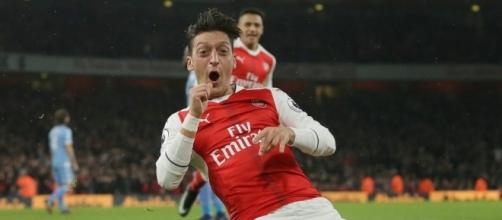 Arsenal 3 Stoke 1: Mesut Ozil proves his worth to Gunners in a ... - thesun.co.uk