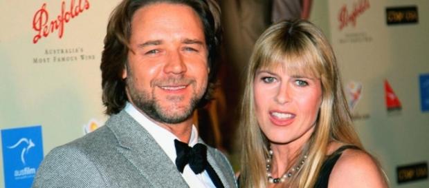 Crikey! Apparently Russell Crowe & Terri Irwin Are 'Getting ... - com.au Crikey! Apparently Russell Crowe & Terri Irwin Are 'Getting ... - com.au