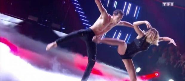 Danse avec les stars : Une danse contemporaine pour Camille Lou - tf1.fr Danse avec les stars : Une danse contemporaine pour Camille Lou - tf1.fr