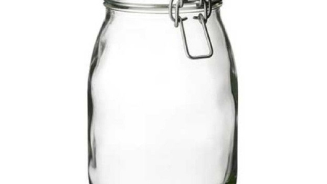 barattolo provoca esplosione ad Andria