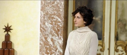Agnese Renzi critica per il maglione sfoggiato a Palazzo Chigi