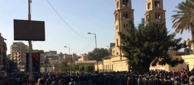 Atac cu bombă lângă o catedrală ortodoxă coptă din Cairo (Egipt) Atac cu bombă lângă o catedrală ortodoxă coptă din Cairo (Egipt)