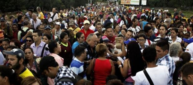 Venezuelanos foram deportados (Foto: Reprodução) Venezuelanos foram deportados (Foto: Reprodução)