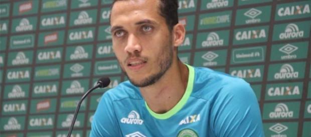 Zagueiro Neto já saiu da UTI e se prepara para retornar ao Brasil Zagueiro Neto já saiu da UTI e se prepara para retornar ao Brasil