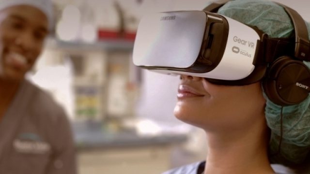 La società AppliedVR crea scenari virutali per aiutare i pazienti sottoposti a dolore