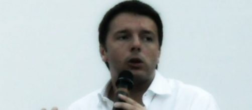 Il ritorno di Renzi: "la scuola il mio più grosso errore, riparto dal web"