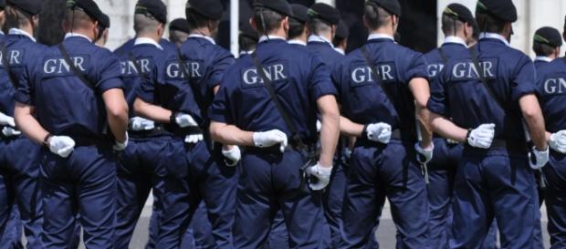A GNR, agindo sempre "pela lei e pela grei". A GNR, agindo sempre "pela lei e pela grei".