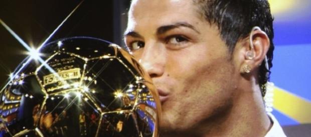 Ce n'est pas celui de cette année, qu'importe Ronaldo pourra l'emmener dans un paradis fiscal DR Ce n'est pas celui de cette année, qu'importe Ronaldo pourra l'emmener dans un paradis fiscal DR