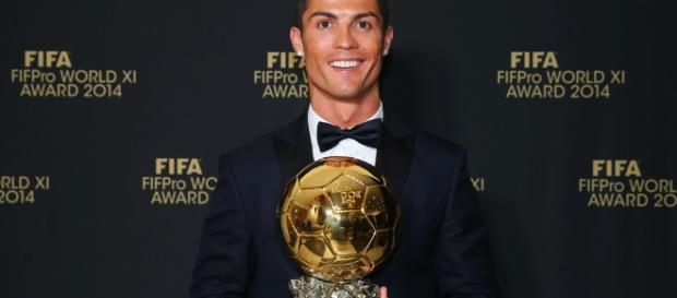 Cristiano Ronaldo fatura mais uma Bola de Ouro Cristiano Ronaldo fatura mais uma Bola de Ouro