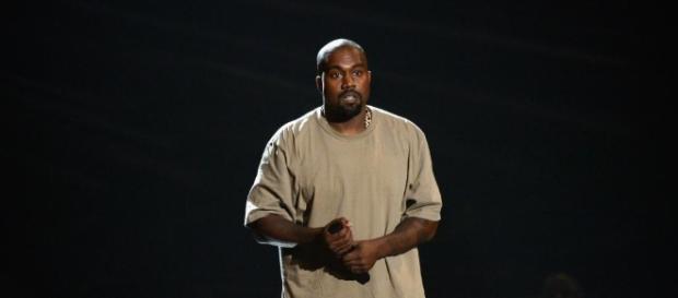 Etats-Unis : le rappeur Kanye West candidat à la Maison Blanche en ... - francetvinfo.fr Etats-Unis : le rappeur Kanye West candidat à la Maison Blanche en ... - francetvinfo.fr
