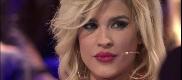 GH17: ¡¡Todo lo que no se vio de la gran bronca entre Ylenia y Adara!! GH17: ¡¡Todo lo que no se vio de la gran bronca entre Ylenia y Adara!!