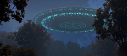 Alieni: perché avvistiamo tanti UFO? Sta per succedere qualcosa?