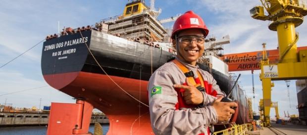 Estaleiro de Pernambuco ganhou contrato para construção de 8 navios Estaleiro de Pernambuco ganhou contrato para construção de 8 navios