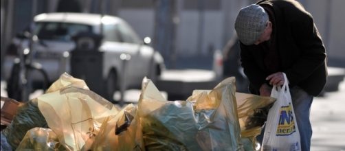 Povertà e fame: ragazzina sviene in classe a Udine