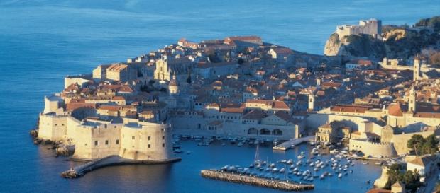 Imagen aérea de la bella ciudad de Dubrovnik. Imagen aérea de la bella ciudad de Dubrovnik.