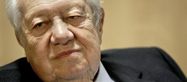 Mário Soares internado com prognóstico reservado. Mário Soares internado com prognóstico reservado.