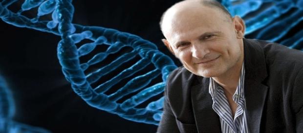 Juan Carlos diz que técnica empregada em camundongos rejuvenesceu os animais (Congress Life After Life) Juan Carlos diz que técnica empregada em camundongos rejuvenesceu os animais (Congress Life After Life)