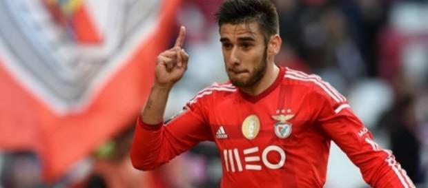 O argentino Sálvio marcou o primeiro golo da partida O argentino Sálvio marcou o primeiro golo da partida
