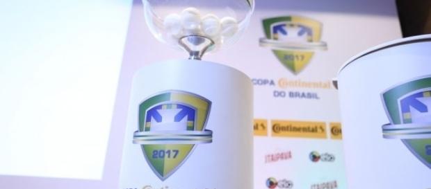 Os confrontos da 1ª fase da edição 2017 da Copa do Brasil foram definidos em sorteio. (Foto: Divulgação CBF) Os confrontos da 1ª fase da edição 2017 da Copa do Brasil foram definidos em sorteio. (Foto: Divulgação CBF)