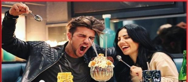 Uomini e Donne gossip: Andrea e Giulia compenso pazzesco per la serata del 31 dicembre Uomini e Donne gossip: Andrea e Giulia compenso pazzesco per la serata del 31 dicembre