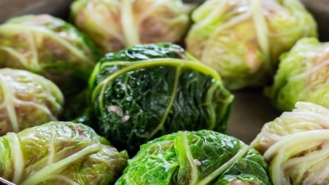 Involtini di verza al prosciutto cotto e formaggio