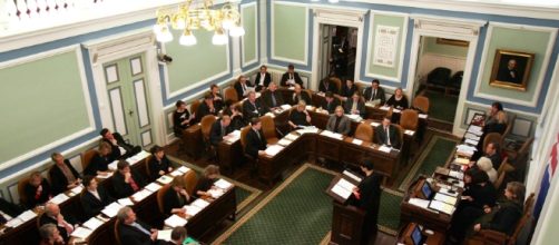 Un' immagine dell' Althing, il parlamento islandese durante una seduta. Fonte: icelandnews.is