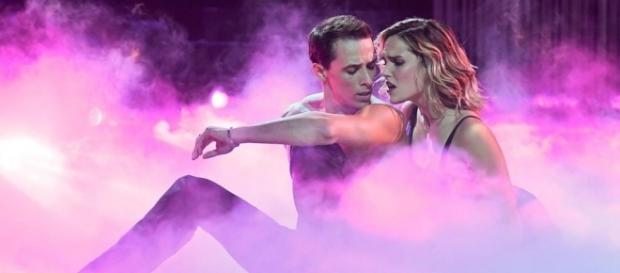 Danse avec les stars – Karine Ferri éliminée en demi-finale - lci.fr Danse avec les stars – Karine Ferri éliminée en demi-finale - lci.fr