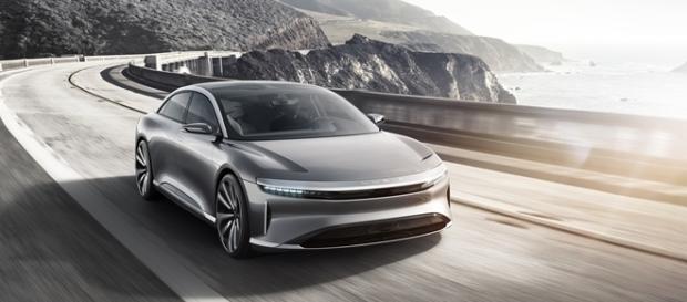 Lucid Air tem dois motores, com potência combinada de 1.013 cavalos Lucid Air tem dois motores, com potência combinada de 1.013 cavalos