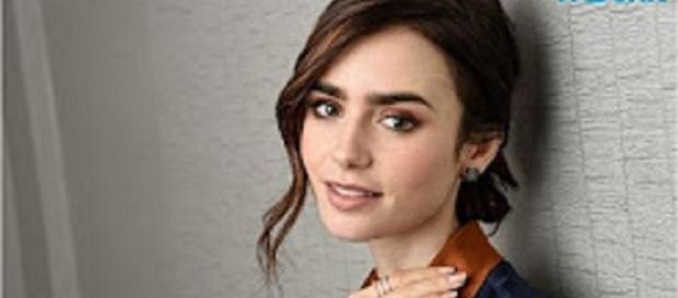 Source: Youtube Wochit. Lily Collins Looks Deathly Thin For New Anorexia Film Source: Youtube Wochit. Lily Collins Looks Deathly Thin For New Anorexia Film