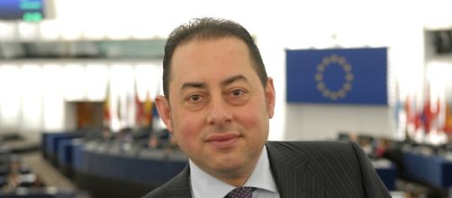 Gianni Pittella del PD, candidato alla presidenza del Parlamento Europeo (Foto: ilmattino.it)