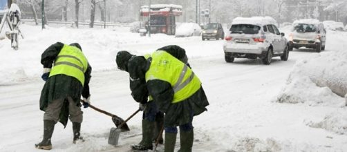 Il bando dell'Amsa a Milano: 'cercasi spalatori di neve' - imondinews.it