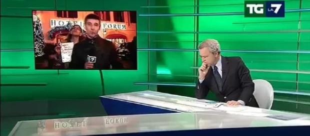 Enrico Mentana inviperito con Gabriele Paolini Enrico Mentana inviperito con Gabriele Paolini