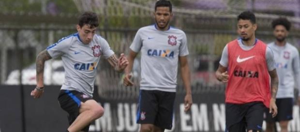 Rildo sofreu com muitas lesões e não ficará no Corinthians em 2017 - com.br Rildo sofreu com muitas lesões e não ficará no Corinthians em 2017 - com.br