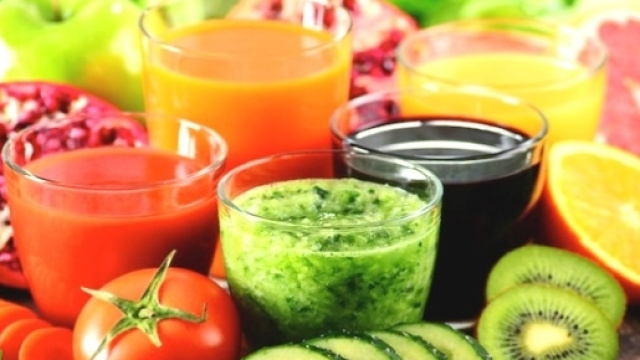 Centrifugati di frutta e verdura disintossicano e migliorano i disordini neurologici.