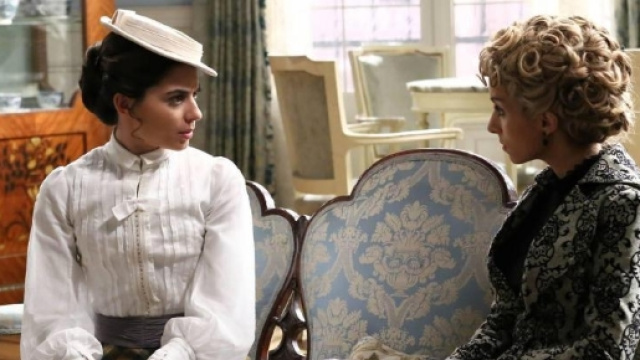 Teresa e Cayetana Sotelo Ruz, la donna che ha assunto la sua identità e che ora, sembra amarla.