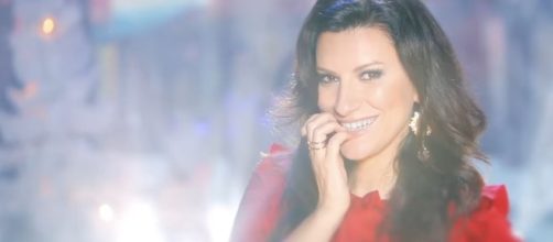 House Party terza puntata con Laura Pausini