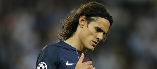 Arsenal peut remercier Cavani ! Arsenal peut remercier Cavani !