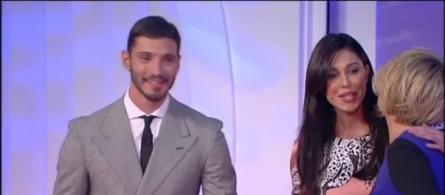 Video C'è Posta per Te: Belen Rodriguez e Stefano De Martino ... - mediaset.it