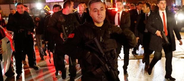 Russischer Botschafter in Türkei bei Attentat getötet - Live-Ticker - sputniknews.com Russischer Botschafter in Türkei bei Attentat getötet - Live-Ticker - sputniknews.com
