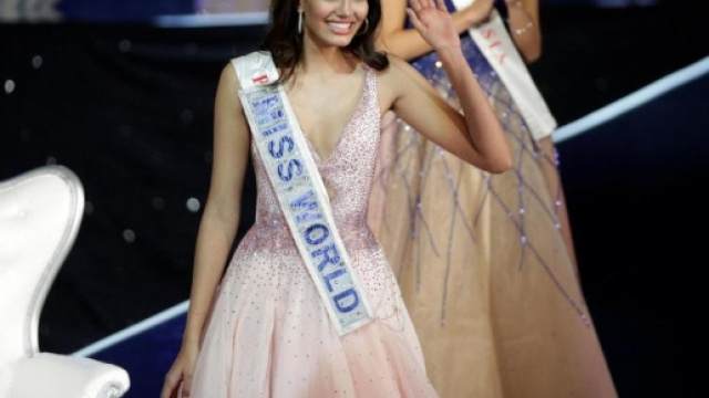 Stephanie Del Valle &egrave; la nuova Miss Mondo 2016