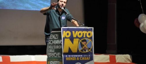 Matteo Salvini attacca Renzi sul voto estero