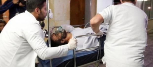Neto chega ao hospital - Imagem/Google Neto chega ao hospital - Imagem/Google