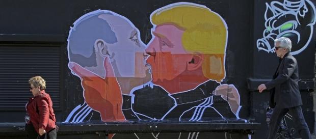 On nomme cela ''le baiser de paix'' (chez les catholiques) et c'est le baiser de dupes entre Poutine et Trump On nomme cela ''le baiser de paix'' (chez les catholiques) et c'est le baiser de dupes entre Poutine et Trump