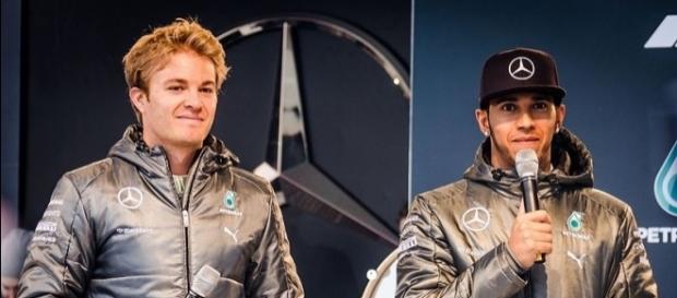 Rosberg and Hamilton: over, now. Picture by Thomas Ormston (Wikimedia Commons). Rosberg and Hamilton: over, now. Picture by Thomas Ormston (Wikimedia Commons).