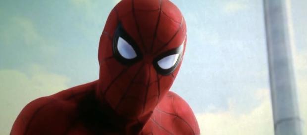 Spider-Man Homecoming Poster Shows Spidey Hanging Around - slashfilm.com Spider-Man Homecoming Poster Shows Spidey Hanging Around - slashfilm.com
